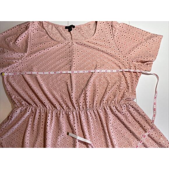 Lane Bryant Top Peach Eyelet Short Sleeve Pullover Plus Size 22/24 Elastic Waist - Picture 3 of 16